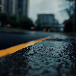 想你，但把爱藏在心里