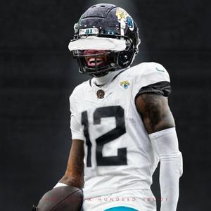 TRAVIS HUNTERS NFL DEBUTE