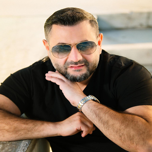 Akeed Lebnaniye