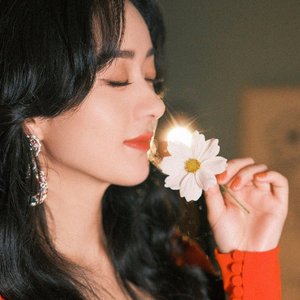 相伴颖途共美好