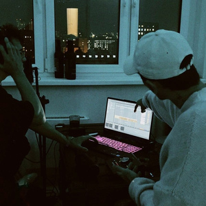 Бегу от них