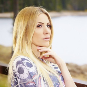 Затвори очи