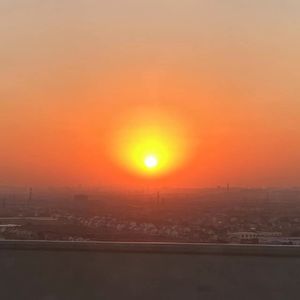 我们可以一起看日落