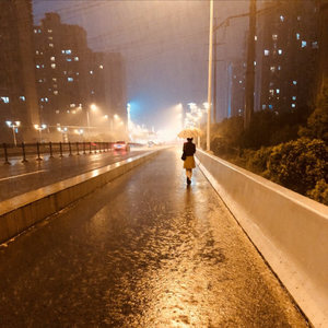雨夜单声道