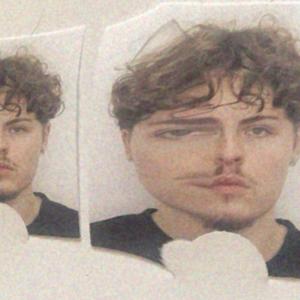 FAT TINGZ (feat. Elés, Zealous & Jett Darko)