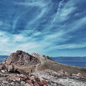 我喜欢每天都挽着你的手