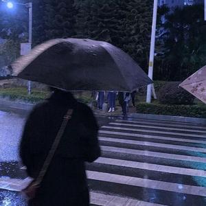 靠近一点点
