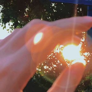 为这个世界热泪盈眶