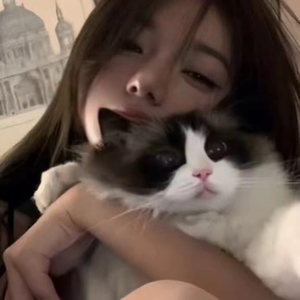 来不及爱你，春天已变成秋意