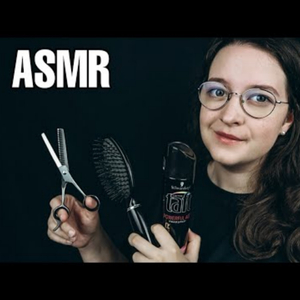 Haare Bürsten (Geflüstert)