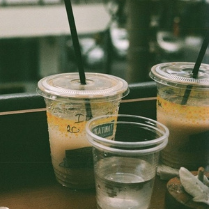 tình đắng như ly cà phê nhưng ly cà phê tui uống hơi ngọttình đắng như ly cà phê nhưng ly cà phê tui uống hơi ngọt