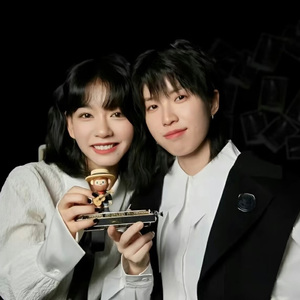 等我们老了，就定居在重庆