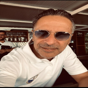 Η Νυχτα