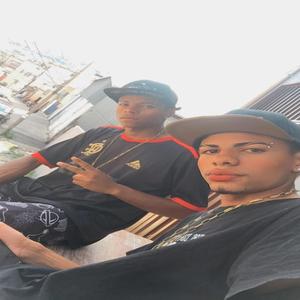 NÃO É TIK TOK vs ISSO É BAILE FUNK (feat. DJ RN)