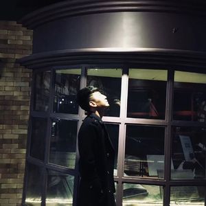 夜巴黎（魏小然）