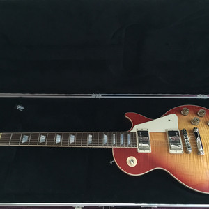 She Don't Like the Wind