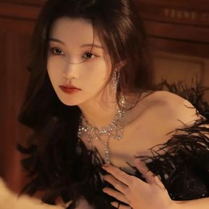 古寺晨钟催梦醒