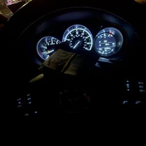 Cant relate (feat. Whoadie)