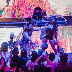 Amiga Te Vei Estupenda (Instrumental)