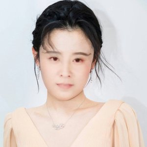 妹妹跟哥哥一起走