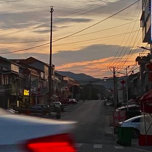 爱致幻（prod.by Morrow）