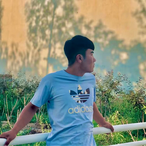 In The Club (Low Speed)