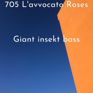Giant insekt bass