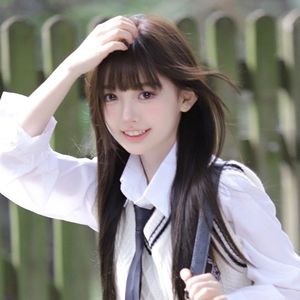 鸥鹭逐波轻