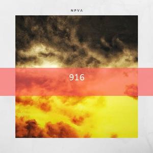 916