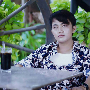 Chuyện Tình Ba Mùa Mưa