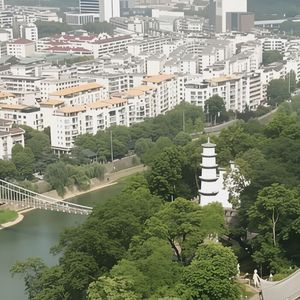 桐君山下小鬼头