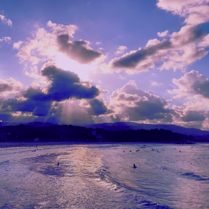 멀지 않은 행복