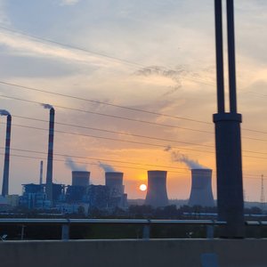 夜晚城市的遗憾