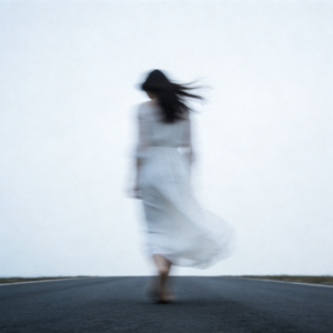 你的名字再没有笑着提起