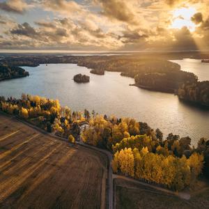 Hormajärvi (feat. ADIVA)