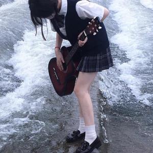 我在等风 等风热吻你.