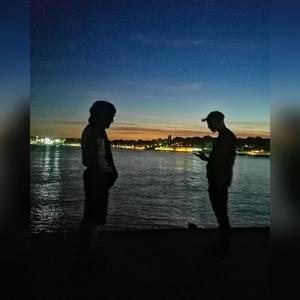 KARAMELI (feat. DMB)