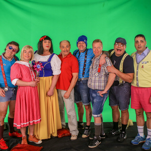 Ma Van A Szülinapom (Alma együttes paródia)