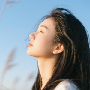 爱语轻吟