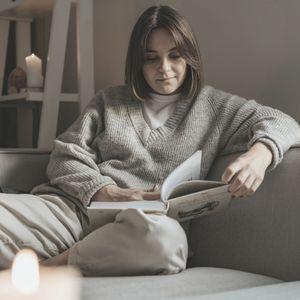 柔和的正在读书时刻