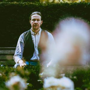 Rose Petals (feat. Raoul Vignal)