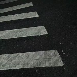 两个人不等于我们