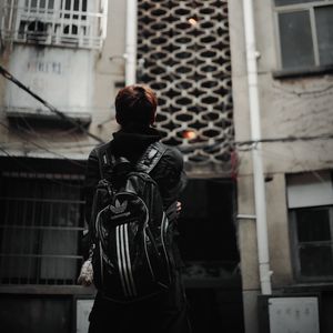 夜不能寐