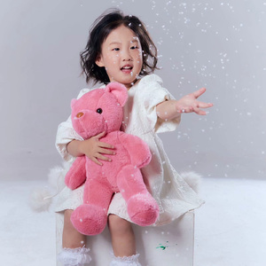 章文瑄《红新年》