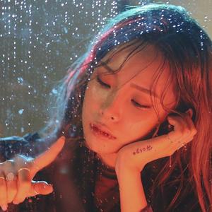 비도 오고 그래서 (还下着雨才如此)（翻自 Heize）