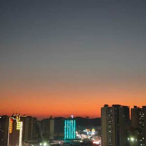 破壳（ln my head) 伴奏