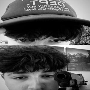 IL MIO PLUG E' UN ALIENO (feat. Yung Koney)