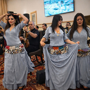 ahouzar mal 3younk dabla