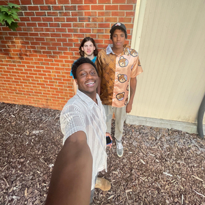 Ladder (feat. Ghostii & Wallysea)