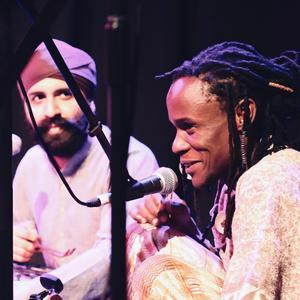 Kisuma (feat. Kaviraj Singh & Rapasa Nyatrapasa Otieno) (Live at Norwich Arts Centre) (Live at Norwich Arts Centre)